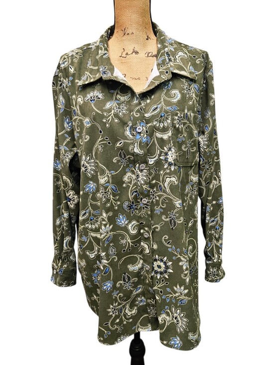 Mainstreet Blues Tops - Mainstreet Blues Olive Floral-Print Button-Down Shirt